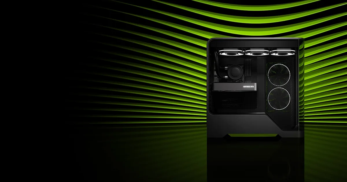 حاسوب مكتبي للألعاب بكارت GeForce RTX داخل صندوق بغطاء زجاجي جانبي