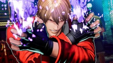 يوري ياغامي يطلق لهبًا بنفسجيًا من يديه في Fatal Fury: City of the Wolves