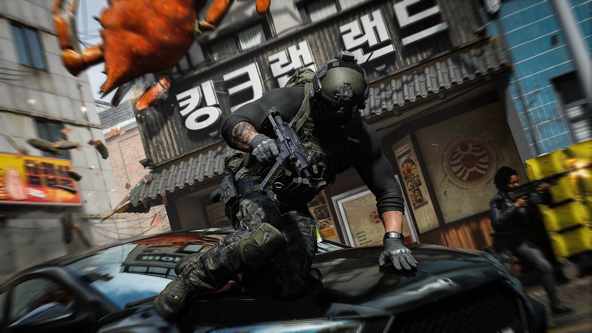 اشتباك وحركة فوق سيارة في بيئة حضرية من Modern Warfare 4